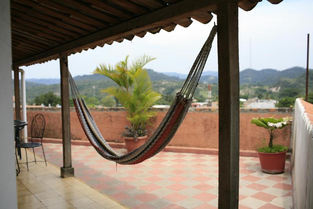 Hotel And Restaurant Guancascos Gracias Eksteriør bilde